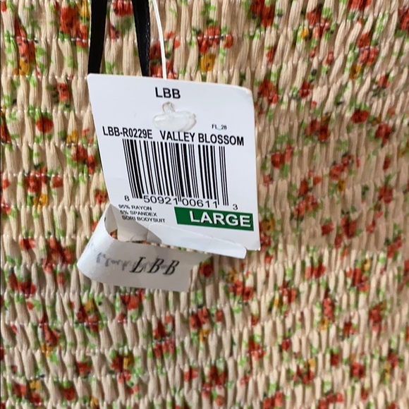 NWT LITTLE BLACK BODYSUIT Floral Shirred Top - Picture 7 of 8